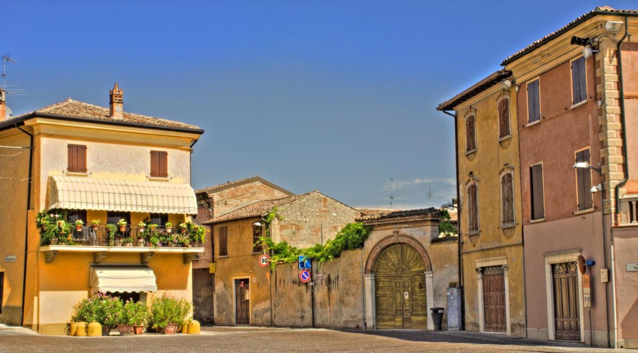 Bed & Breakfast Carpe Diem Solferino Buitenkant foto